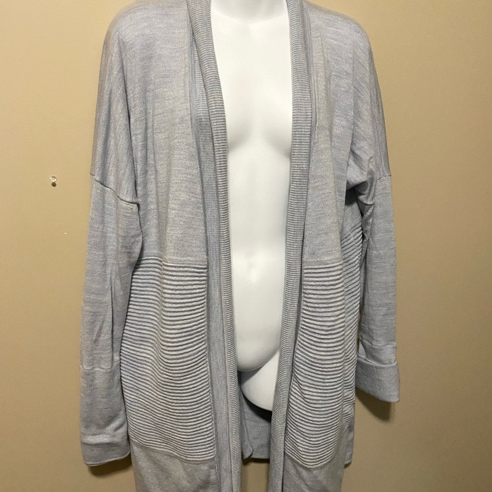 Lululemon wrap.